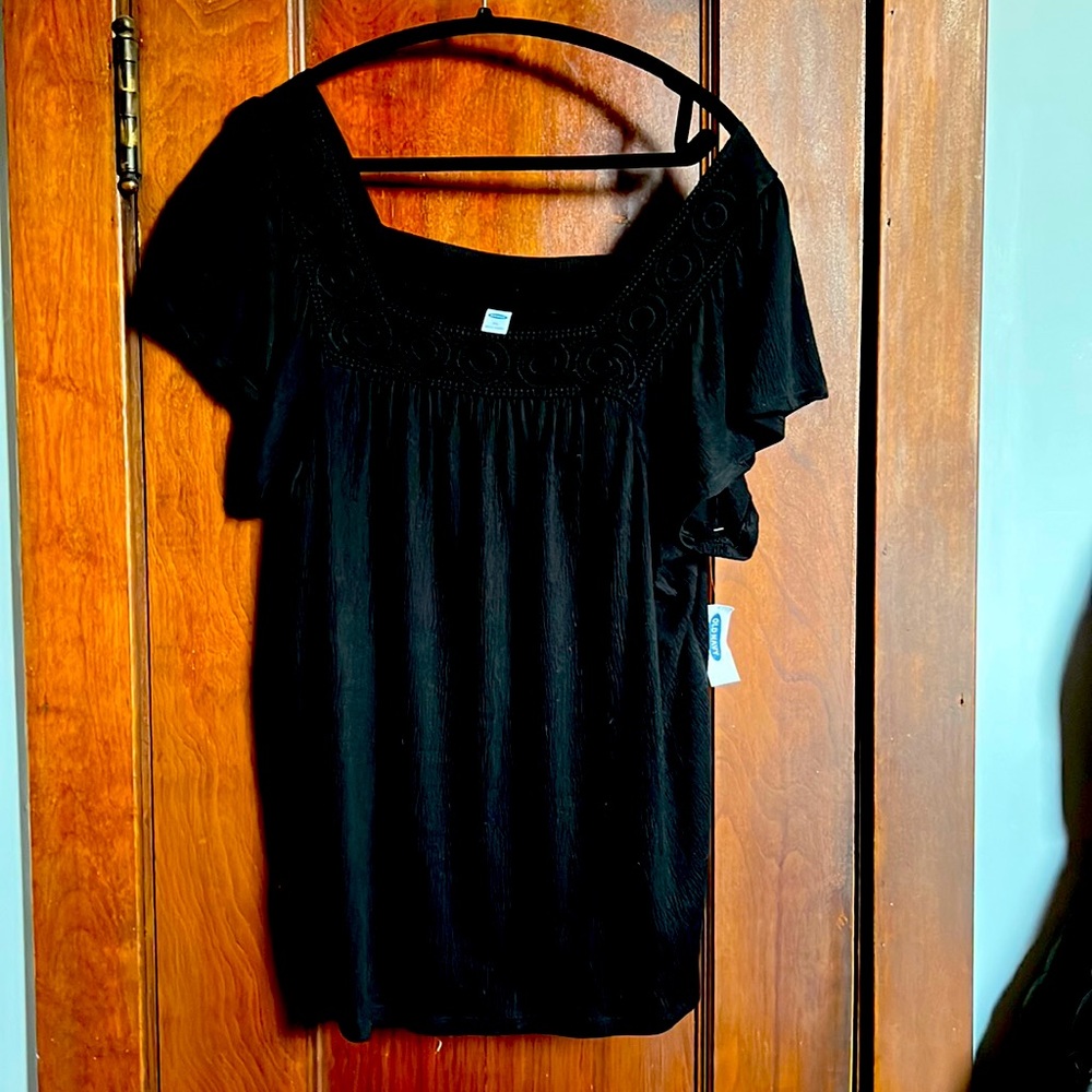 Old Navy Black top